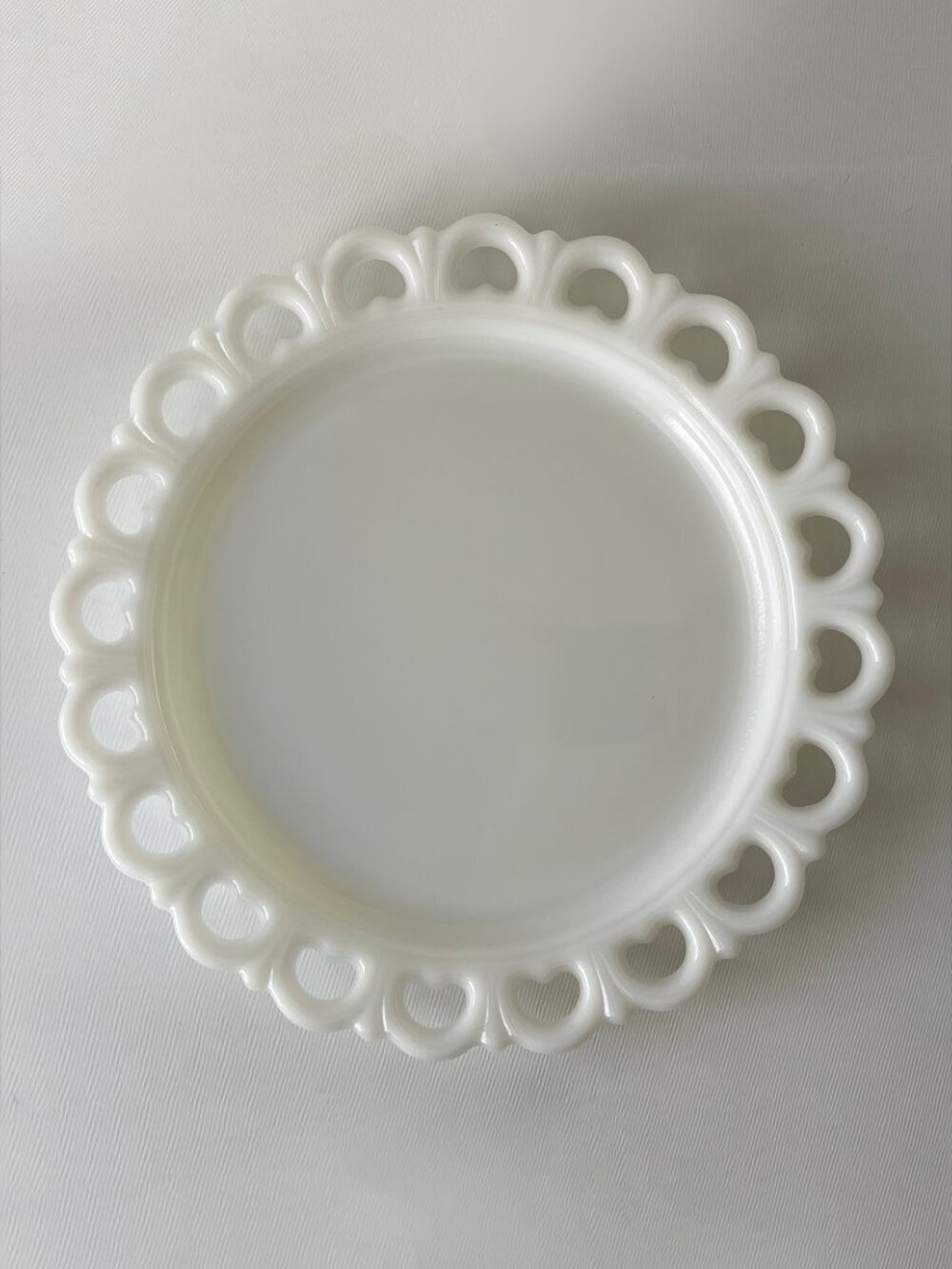 Vintage Lace Scallop Edged Anchor Hocking Milk Glass Platter 13"